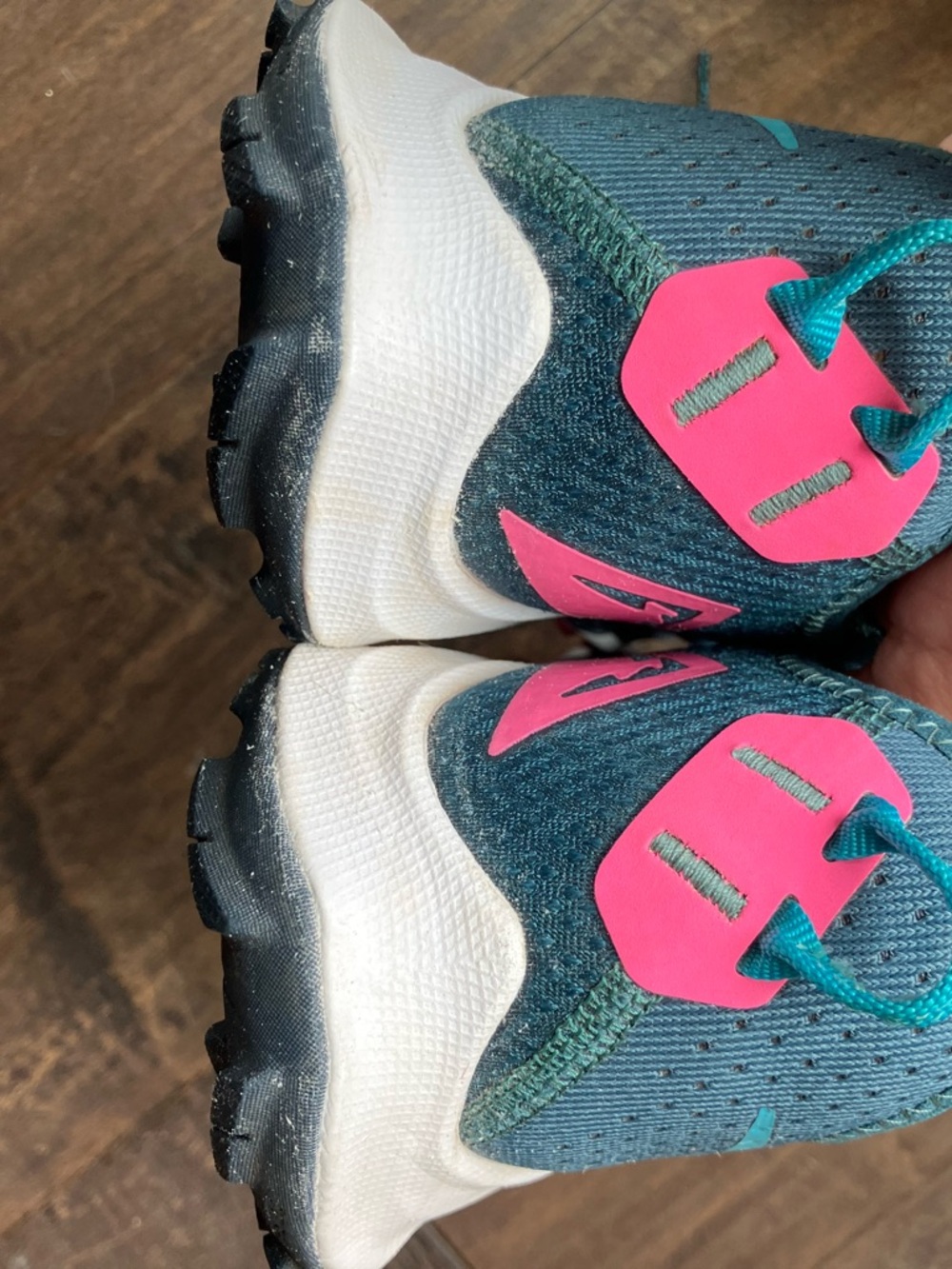Nike Women's Air Zoom Terra Kiger 7 Trail Running Shoe Teal/Pink - Picture 6 of 9